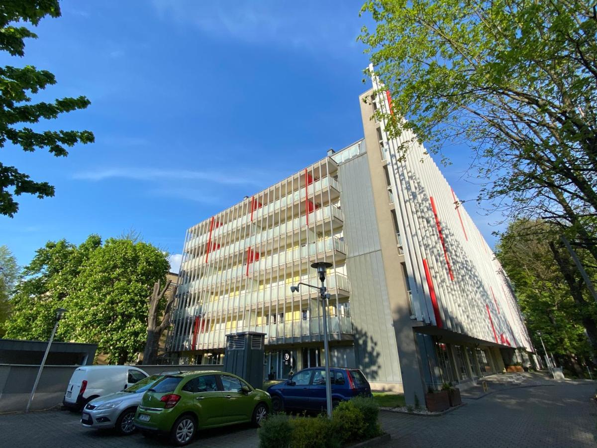 Aravel Suites Wroclaw Exterior photo